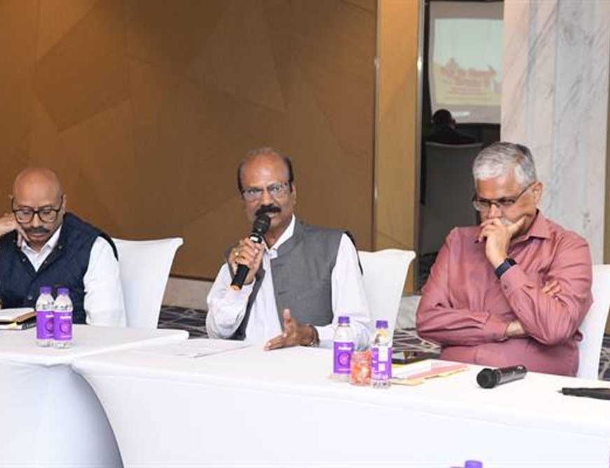 नशामुक्त, साइबर सुरक्षित एवं जनकेंद्रित पुलिसिंग पर डीजीपी  कैलाश मकवाणा ने दिए निर्देश