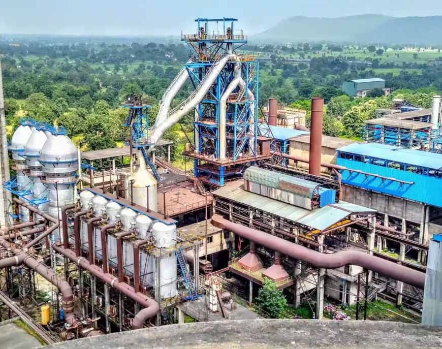 छत्तीसगढ़ में उद्योगों के लिए नया नियम, एक हेक्टेयर भूमि पर लगाने होंगे 2,500 पौधे