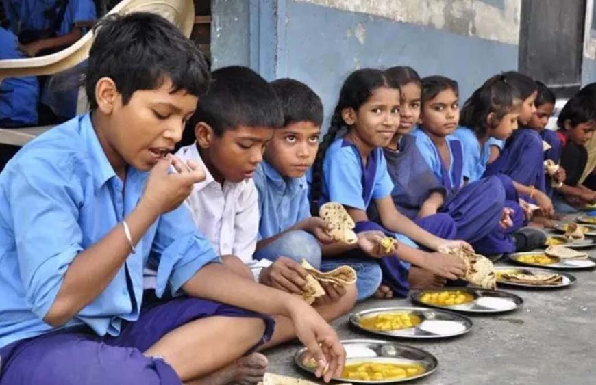 बिहार के स्कूलों में मानसून तक बैंगन-भिंडी और साग पर लगी रोक