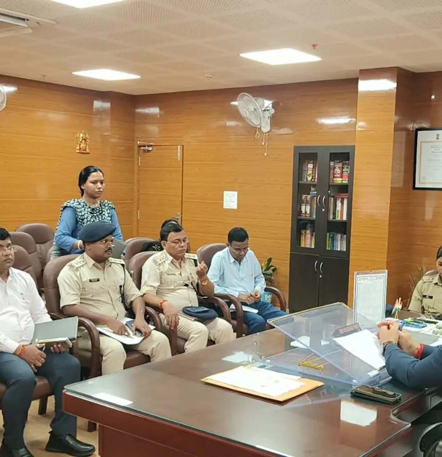 गुमला में खाद कालाबाजारी पर सख्ती, बिना ई-पॉस नहीं मिलेगा उर्वरक