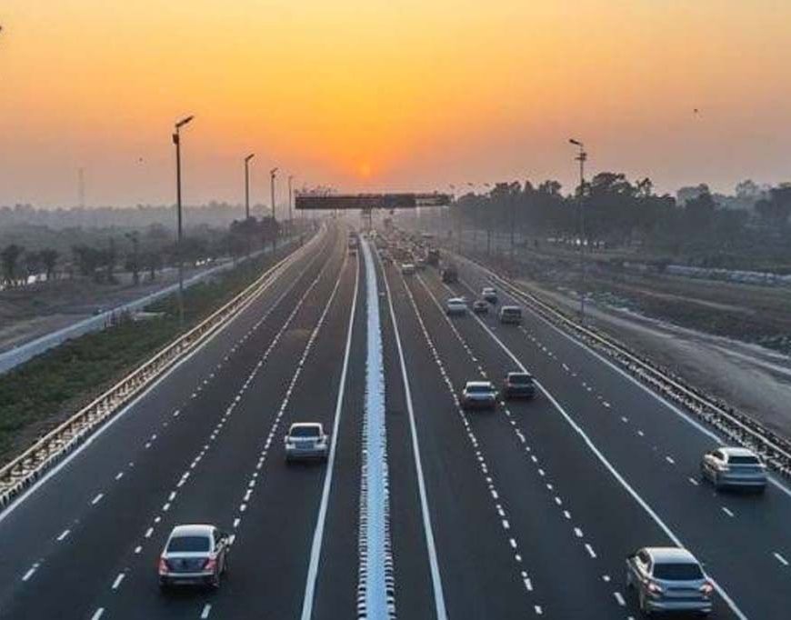 लखनऊ-कानपुर एक्सप्रेसवे तैयार, 30 मिनट में पूरा होगा दोनों शहरों का सफर