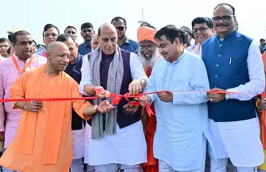 लखनऊ-कानपुर एक्सप्रेसवे का उद्घाटन, अब 40 मिनट में पूरा होगा सफर