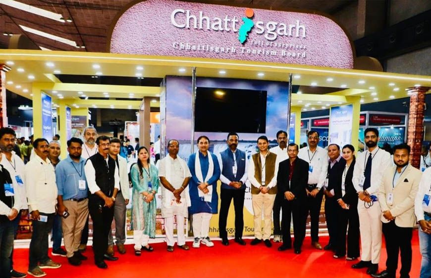 ट्रैवल एंड टूरिज्म फेयर कोलकाता-2026 में  ‘बेस्ट डेकोरेशन ऑफ स्टॉल एंड अपीयरेंस’ सम्मान से बढ़ी प्रदेश की प्रतिष्ठा