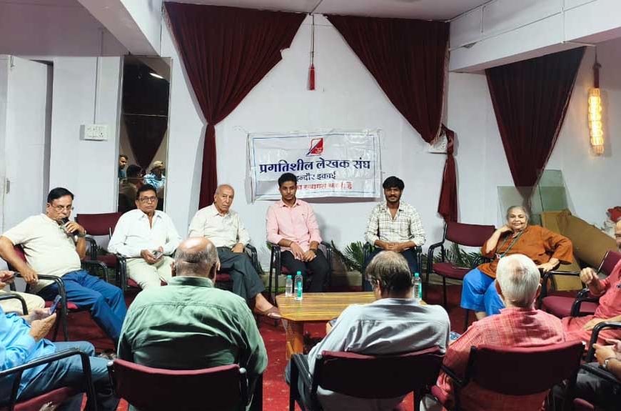 कहानी पाठ के साथ राज्य सम्मेलन की तैयारी