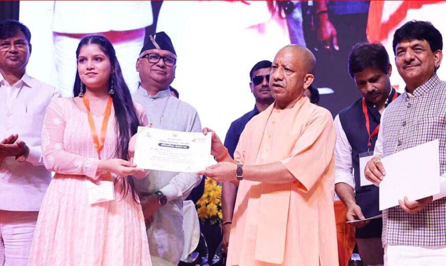 मुख्यमंत्री ने विश्व युवा कौशल दिवस-2026 के अवसर पर 11 युवाओं को किया सम्मानित