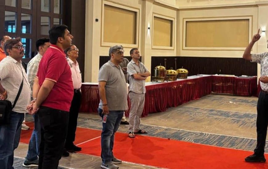 सरगुजा पर्यटन को नई उड़ान देने की पहल : फेम ट्रिप के अंतर्गत टूर ऑपरेटर्स ने अम्बिकापुर के आतिथ्य और होटल सुविधाओं का लिया अनुभव