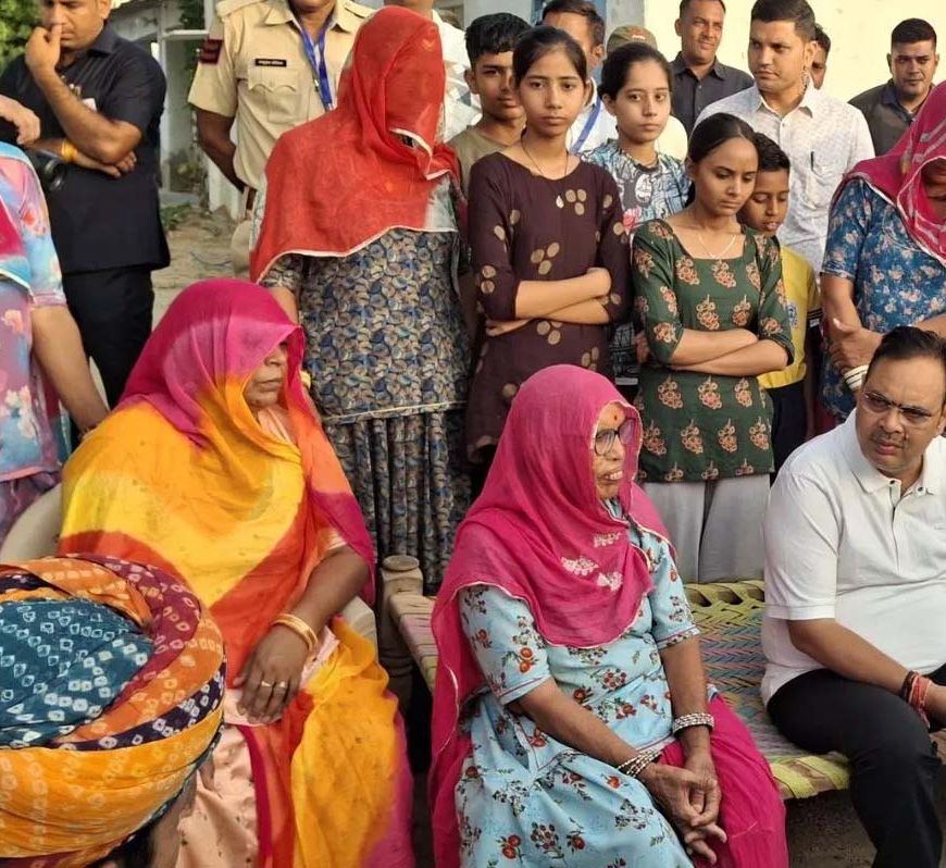 नागौर में सीएम भजनलाल ने सुनी ग्रामीणों की समस्याएं, दिए समाधान के निर्देश