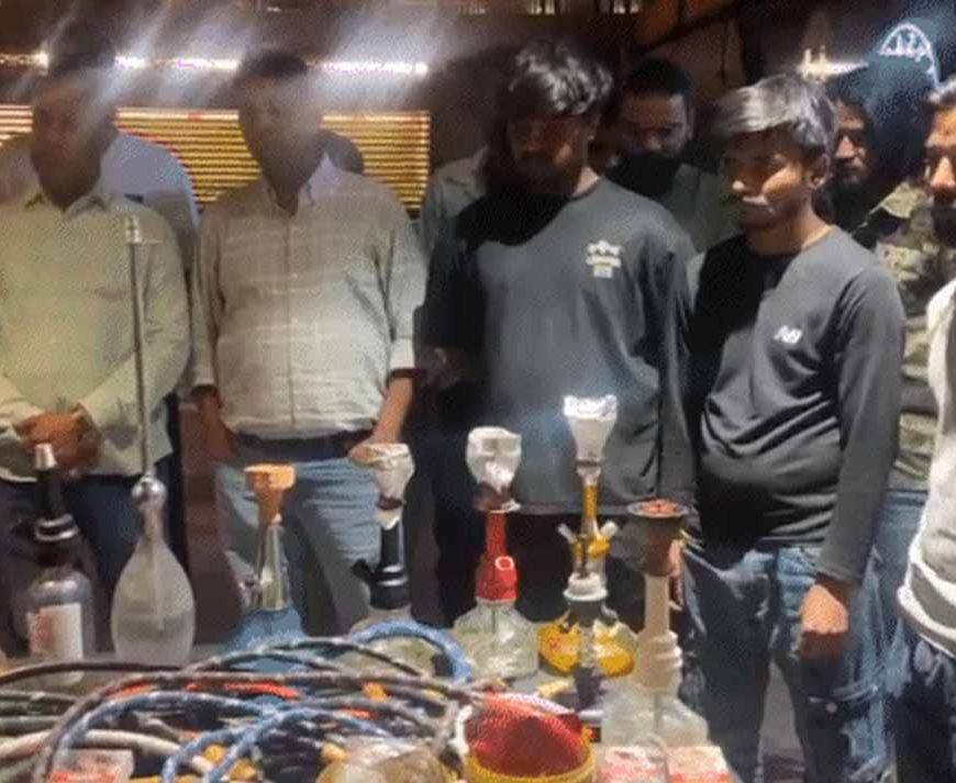 बठिंडा में अस्पताल के सामने चल रहे हुक्का बार पर पुलिस का छापा, मचा हड़कंप