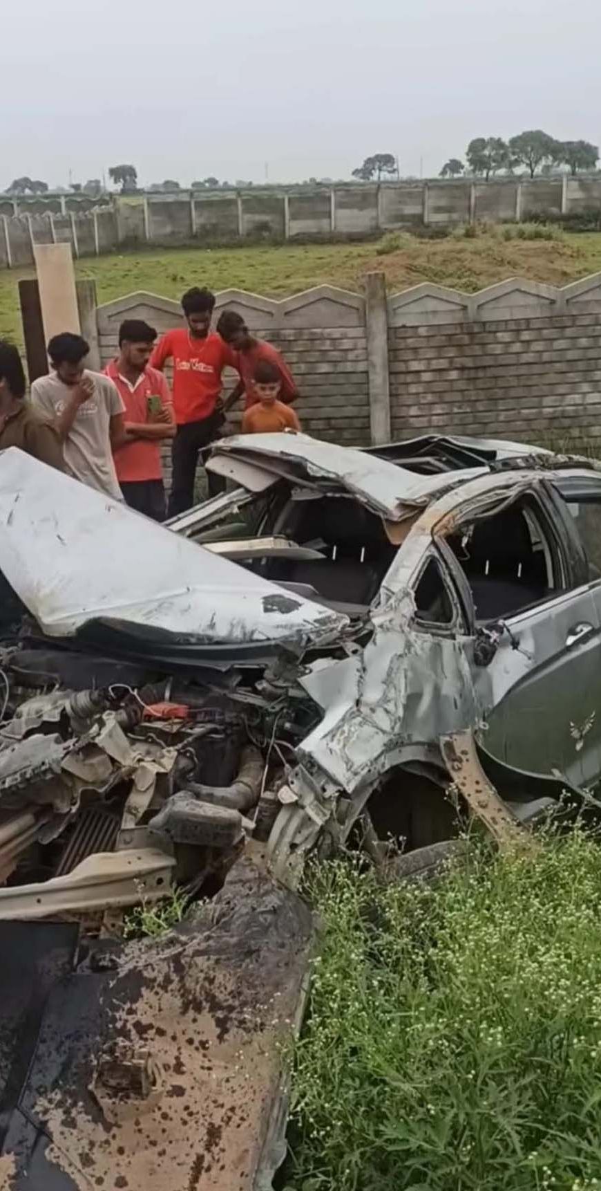 डबरा-भितरवार मार्ग पर दर्दनाक हादसा, रेत के ढेर से गई युवक की जान