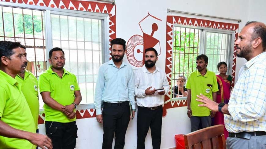 कलेक्टर  विजय दयाराम के. ने संभाली पर्यटन विकास की कमान, बैगा संस्कृति, प्राकृतिक धरोहर और स्थानीय आजीविका को मिलेगा नया विस्तार