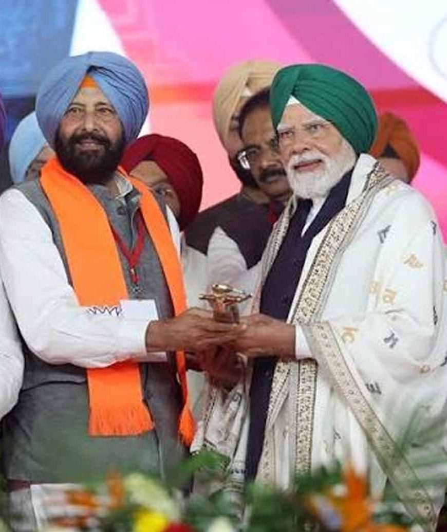 PM मोदी के एक वाक्य ने जीत लिया 'टर्बन मैन' का दिल, बोले- 'बहुत सुंदर बांधी है'