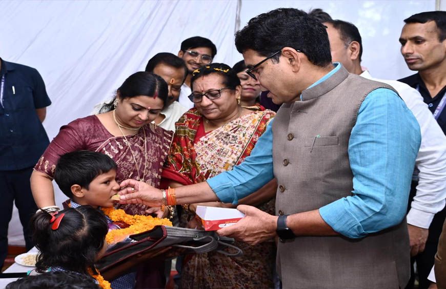 शिक्षा के साथ संस्कारों का समावेश ही समृद्ध छत्तीसगढ़ की नींव - राजस्व मंत्री टंक राम वर्मा