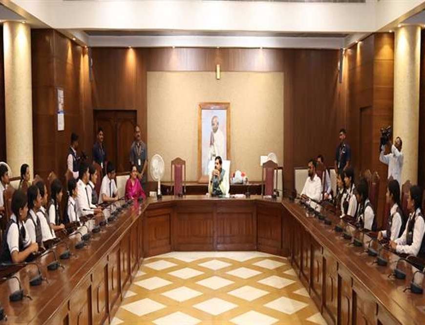 राष्ट्र  निर्माण में सक्रिय भूमिका निभाना जागरूक नागरिक की पहचान : मुख्यमंत्री डॉ. यादव