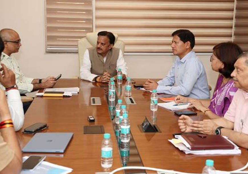 उप मुख्यमंत्री शुक्ल ने श्योपुर एवं सिंगरौली मेडिकल कॉलेज के संचालन की वृहद समीक्षा की