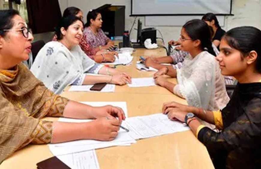 CG कॉलेज एडमिशन 2026: तीसरी मेरिट लिस्ट के बाद भी हजारों सीटें खाली, बढ़ी चिंता