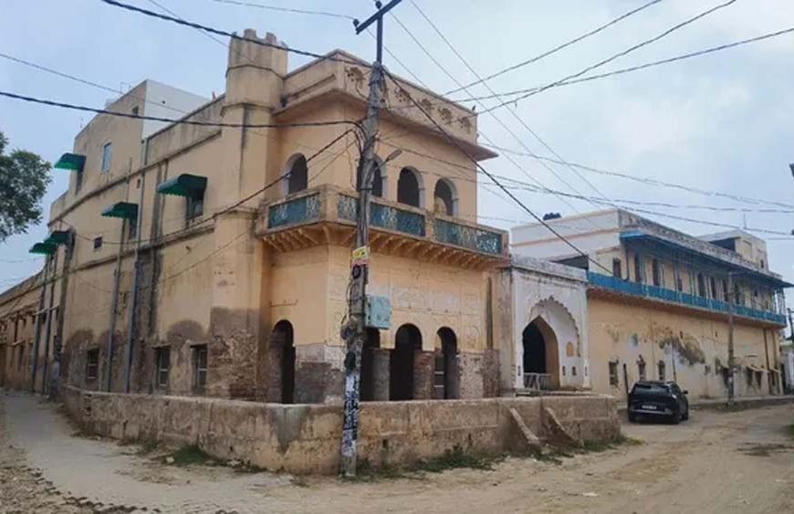 हिसार के डाबड़ा गांव की 193 साल पुरानी हवेलियां बनीं विरासत की पहचान