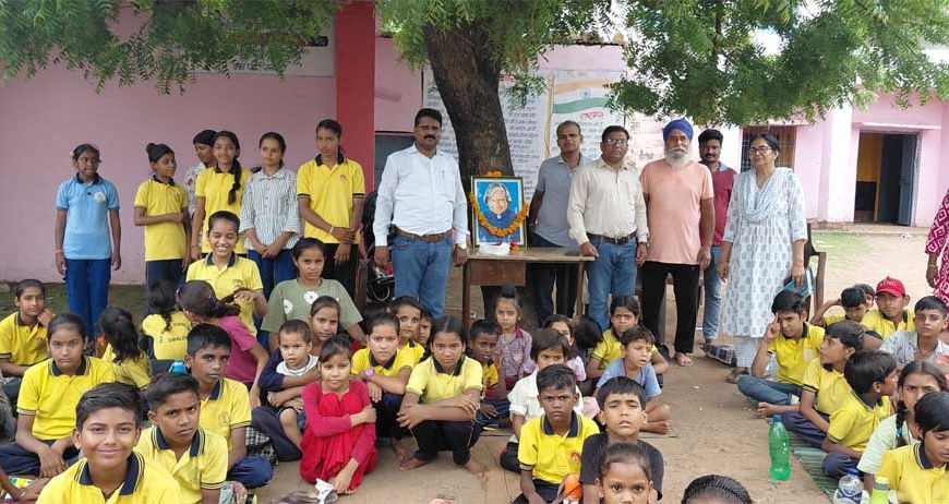शासकीय माध्यमिक विद्यालय ओडपुरा में डाँ अब्दुल कलाम जी की पुण्यतिथि पर किया नमन