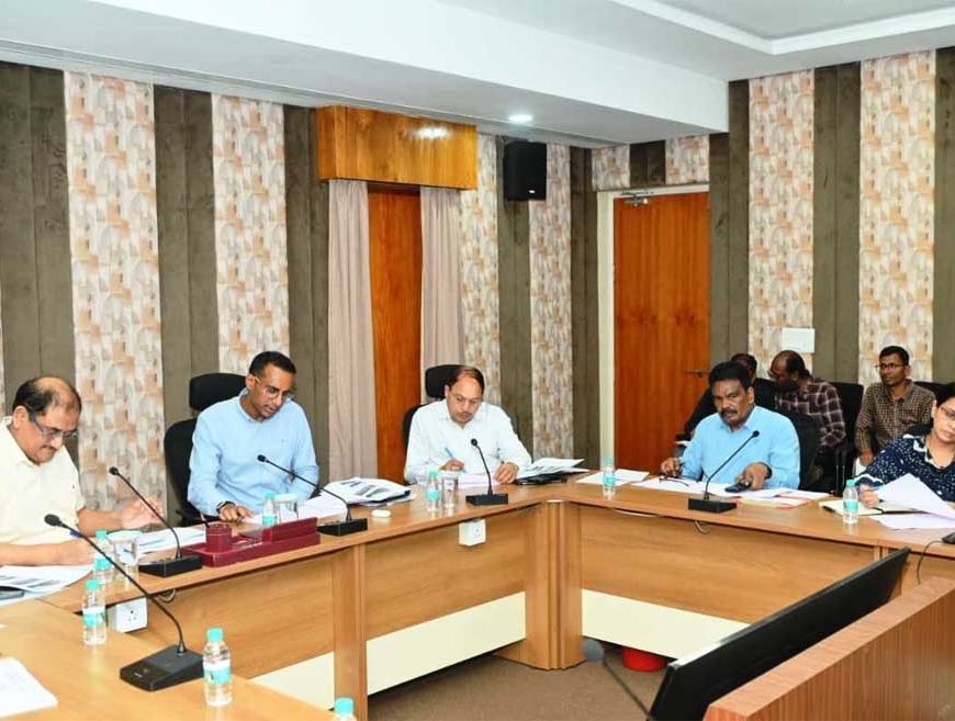लोक निर्माण विभाग के सचिव ने जेलों में निर्माणाधीन कार्यों की प्रगति की समीक्षा की