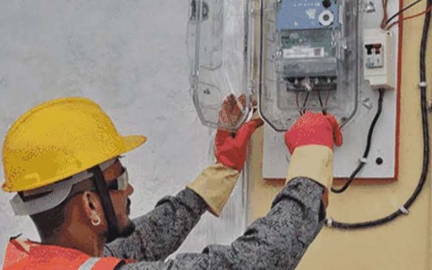 स्मार्ट मीटरों से बढ़े बिजली बिल, योजना पर फिर उठे गंभीर सवाल