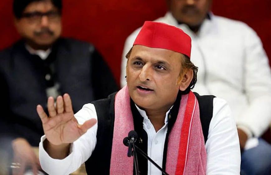 यूपी चुनाव से पहले अखिलेश का बड़ा दांव, सामान्य सीटों पर भी दलित उम्मीदवार उतार सकती है सपा