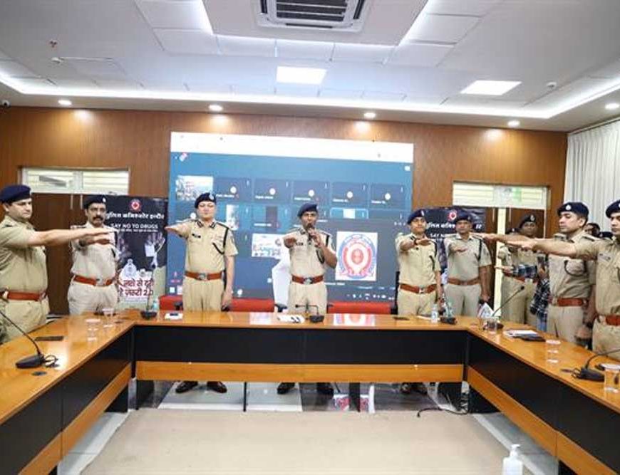 इंदौर में 1लाख 75 हजार से अधिक नागरिकों ने एक साथ नशामुक्ति की ई-शपथ लेकर बनाया नया विश्व रिकॉर्ड