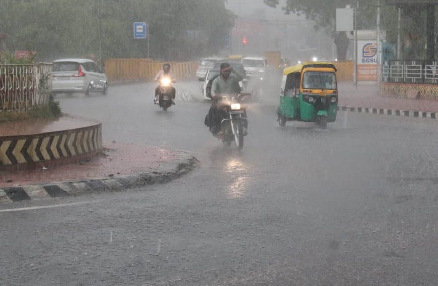 बालाघाट में 24 घंटे में 3 इंच बारिश, नदी-नाले उफान पर; MP के 15 जिलों में भारी से अति भारी बारिश का अलर्ट