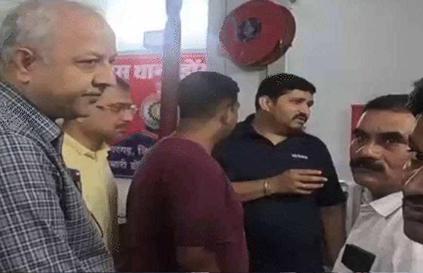 CG में फॉरेक्स ट्रेडिंग के नाम पर करोड़ों की ठगी! लॉन्ग एशिया नेटवर्क ऐप से निवेशकों को लगाया चूना
