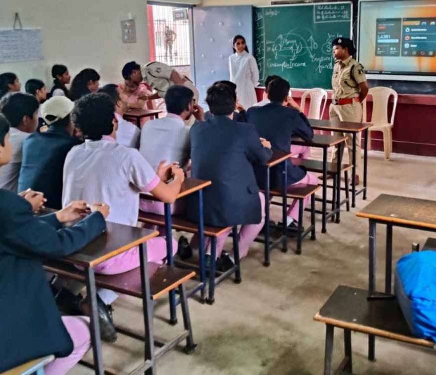 CG पुलिस की सख्त चेतावनी: नाबालिगों ने चलाए वाहन तो पहले चेतावनी, फिर अभिभावकों पर होगी कार्रवाई