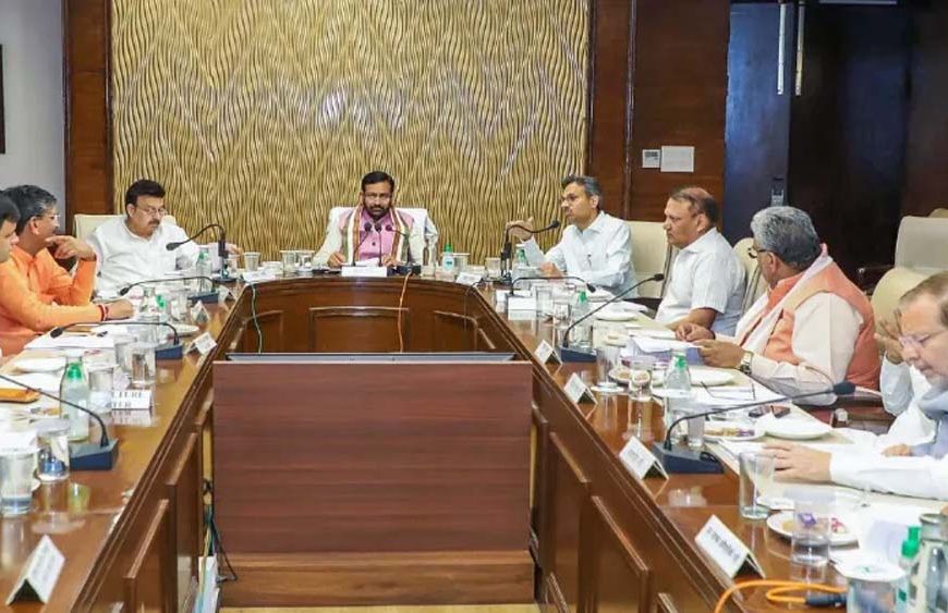 हरियाणा में 5.40 लाख CET पास युवाओं को मिलेगा काम, 100 घंटे रोजगार देने का सीएम का निर्देश