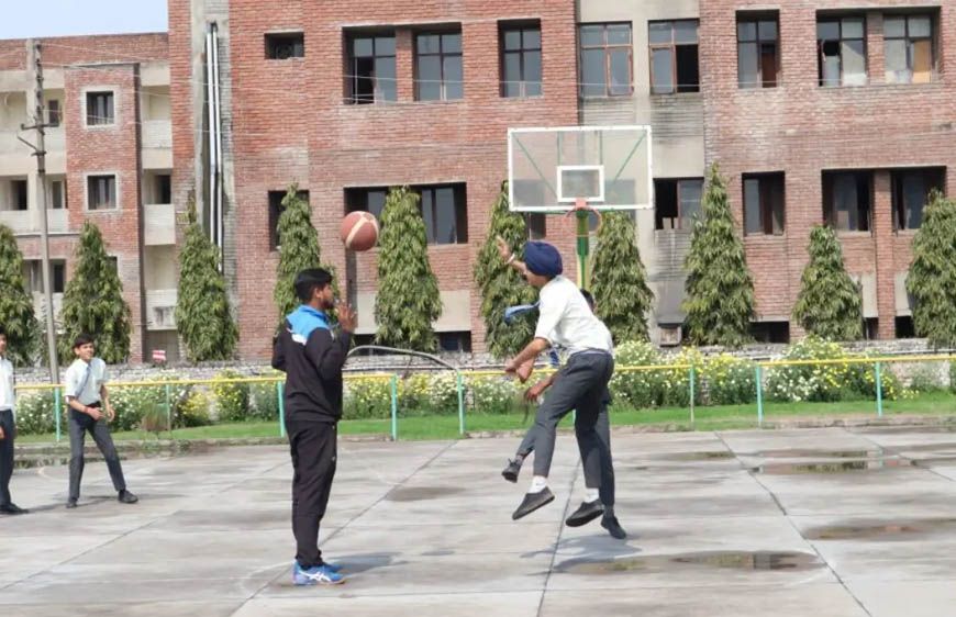 Punjab PTI Teacher Recruitment 2026: 2000 पीटीआई शिक्षकों की भर्ती आज  से शुरू, हेल्पलाइन नंबर जारी