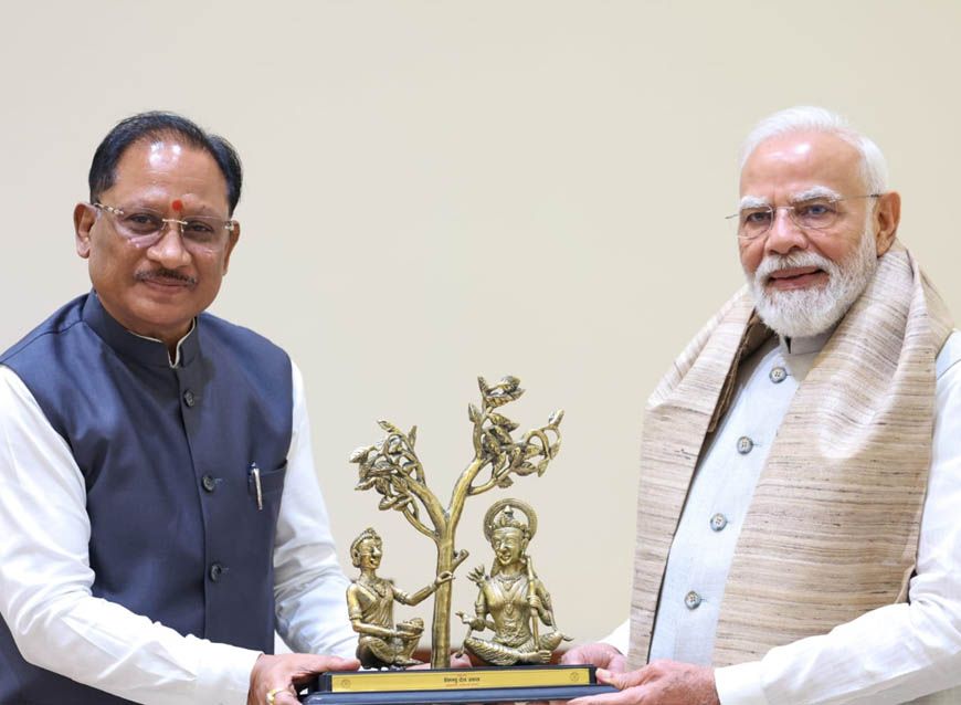 प्रधानमंत्री नरेंद्र मोदी से मुख्यमंत्री विष्णु देव साय ने की भेंट, छत्तीसगढ़ के विकास और ‘बस्तर विजन’ पर हुई विस्तृत चर्चा