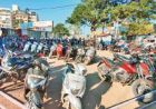 रायपुर स्टेशन पर RPF का बड़ा एक्शन, नो पार्किंग और अवैध वेंडरों पर कार्रवाई; 3800 लोग पकड़े गए