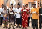 ​बंदूक छोड़ आत्मसम्मान का रास्ता