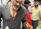 अमृतसर पहुंचे सुनील शेट्टी ने चखा खास आम पापड़, पत्नी संग बाजार में दिखा देसी अंदाज