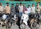 7 जुआरियों पर पुलिस की कार्रवाई, ₹2.01 लाख की सामग्री और 6 दोपहिया वाहन जब्त