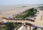 पटना में गंगा का जलस्तर घटा, फिर भी खतरे के निशान से ऊपर; दियारा इलाकों में पानी जमा