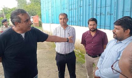 कलेक्टर ने सफल औद्योगिक इकाइयों का किया निरीक्षण, आईटीआई एवं पॉलीटेक्निक विद्यार्थियों के लिए एक्सपोजर विजिट कराने के दिए निर्देश