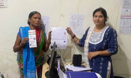 आधार सेवा केंद्र बना ग्रामीणों के लिए भरोसे का आधार