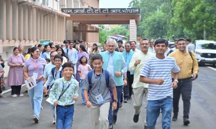 NITTTR भोपाल में नशामुक्त भारत अभियान के तहत युवाओं ने जागरूकता दौड़ लगाई