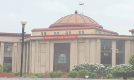 CG हाईकोर्ट की सख्त टिप्पणी: शोकसभा के नाम पर पूरे दिन मामलों की सुनवाई टालना अनुचित