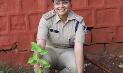 7वीं वाहिनी विसबल भोपाल द्वारा लाल परेड ग्राउंड में 300 पौधों का रोपण