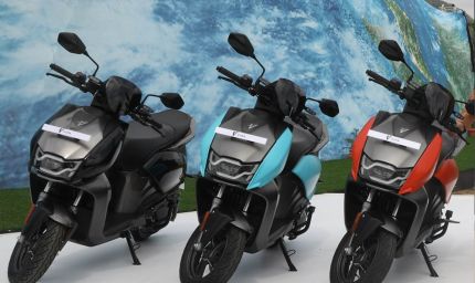 187KM रेंज और डबल बैटरी की ताकत! Hero Vida EV स्कूटर के 3 लाख खरीदार, बिक्री में बड़ा रिकॉर्ड