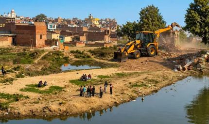 यमुना डूब क्षेत्र में अवैध निर्माण पर सख्त कार्रवाई, डीडीए ने हटाए कब्जे