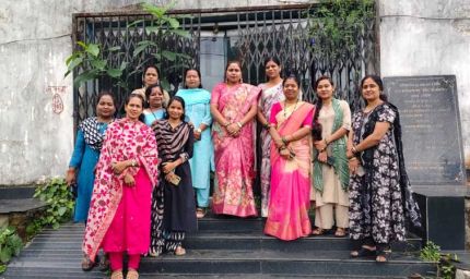 महिला आयोग सदस्य ने सखी सहेली सेंटर और नारी निकेतन का किया निरीक्षण