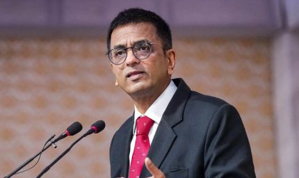 पूर्व CJI चंद्रचूड़ बने पुतिन के 'तारणहार'! रूस ने अरबों डॉलर के केस में सौंपी बड़ी जिम्मेदारी
