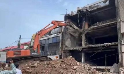 लखनऊ में 101 अवैध इमारतों पर चलेगा बुलडोजर, 17 अगस्त से शुरू होगा ध्वस्तीकरण अभियान