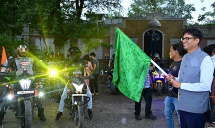 स्वतंत्रता दिवस की पूर्व संध्या पर रायगढ़ में निकला भव्य तिरंगा फ्लैग मार्च