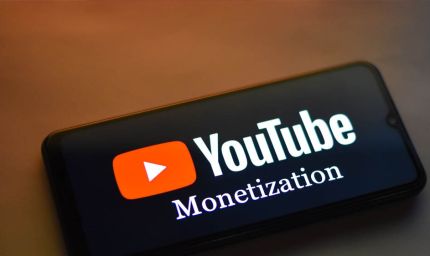 YouTube Monetization पर बड़ा बदलाव! अब कमाई के लिए 8,000 घंटे Watch Time या 2 करोड़ Shorts Views जरूरी