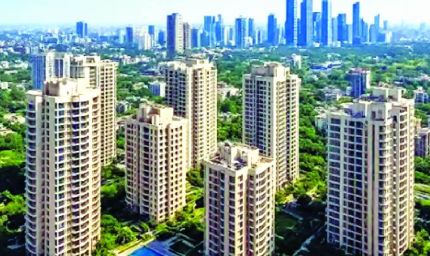 नोएडा बना देश का नंबर-1 रियल एस्टेट मार्केट, 7 साल में 111% तक बढ़ीं घरों की कीमतें