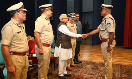 पदक उत्कृष्ट सेवाओं की पहचान और भावी जिम्मेदारियों का प्रतीक : राज्यपाल  पटेल